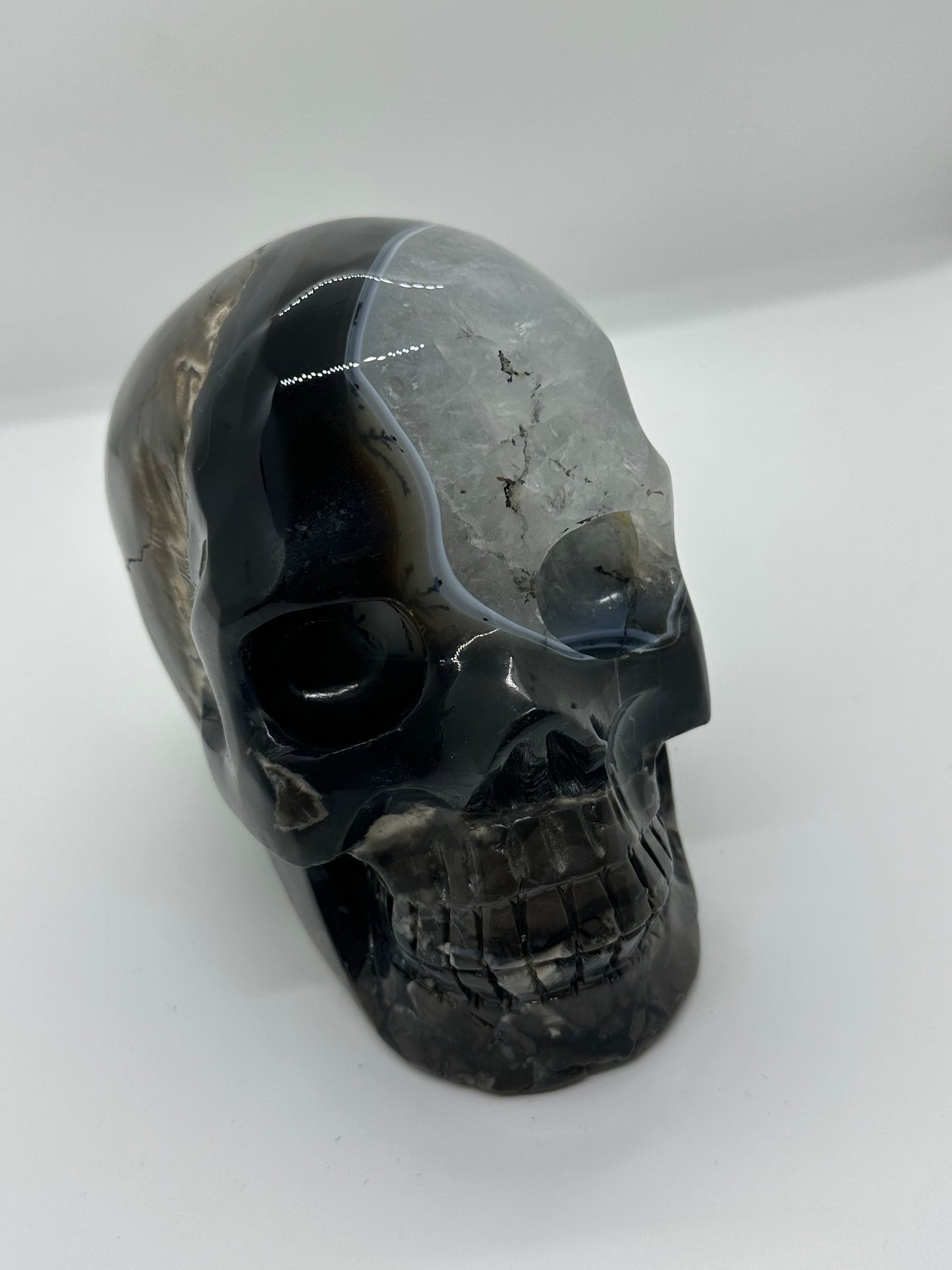 Agate Skull Large 2117g